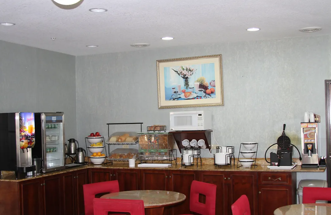 Red Roof Inn & Suites Detroit - Melvindale/Dearborn-1