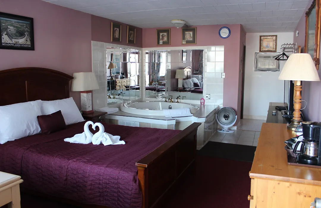 Ritz Inn Niagara-1