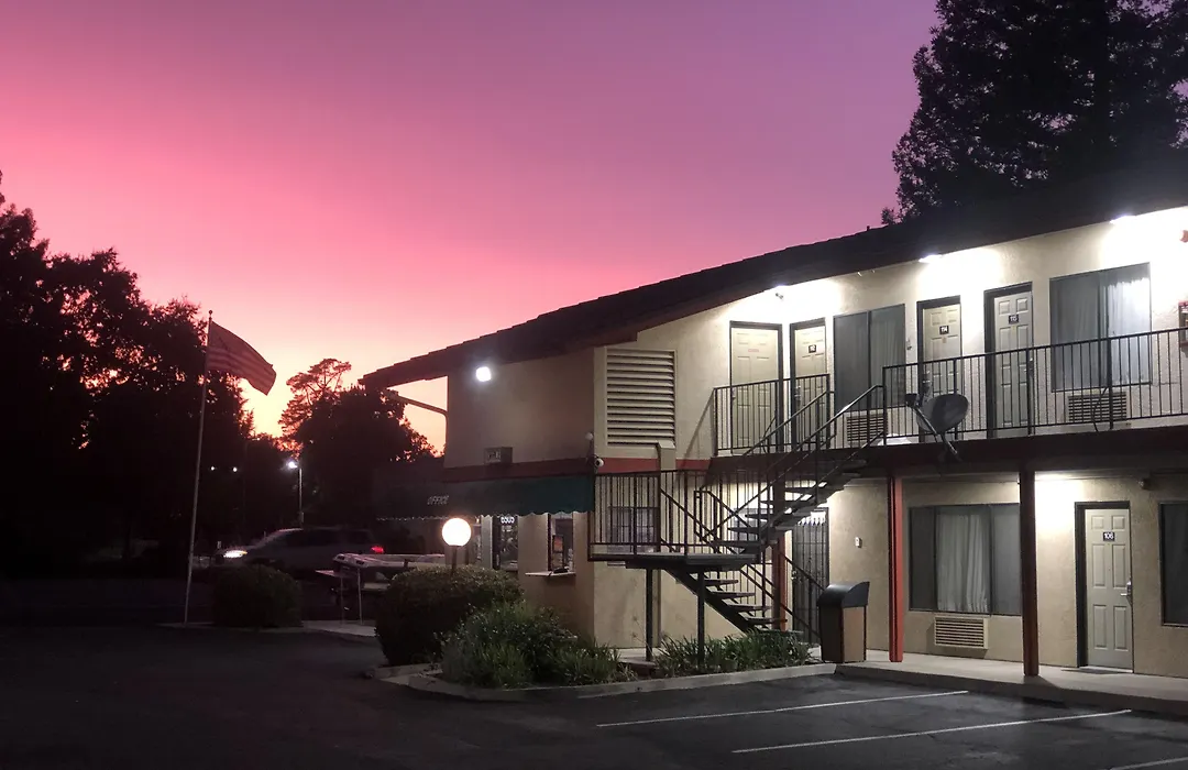 Atascadero Inn-1