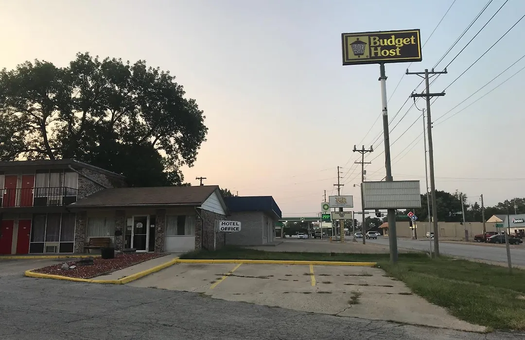 Budget Host Village Inn-1