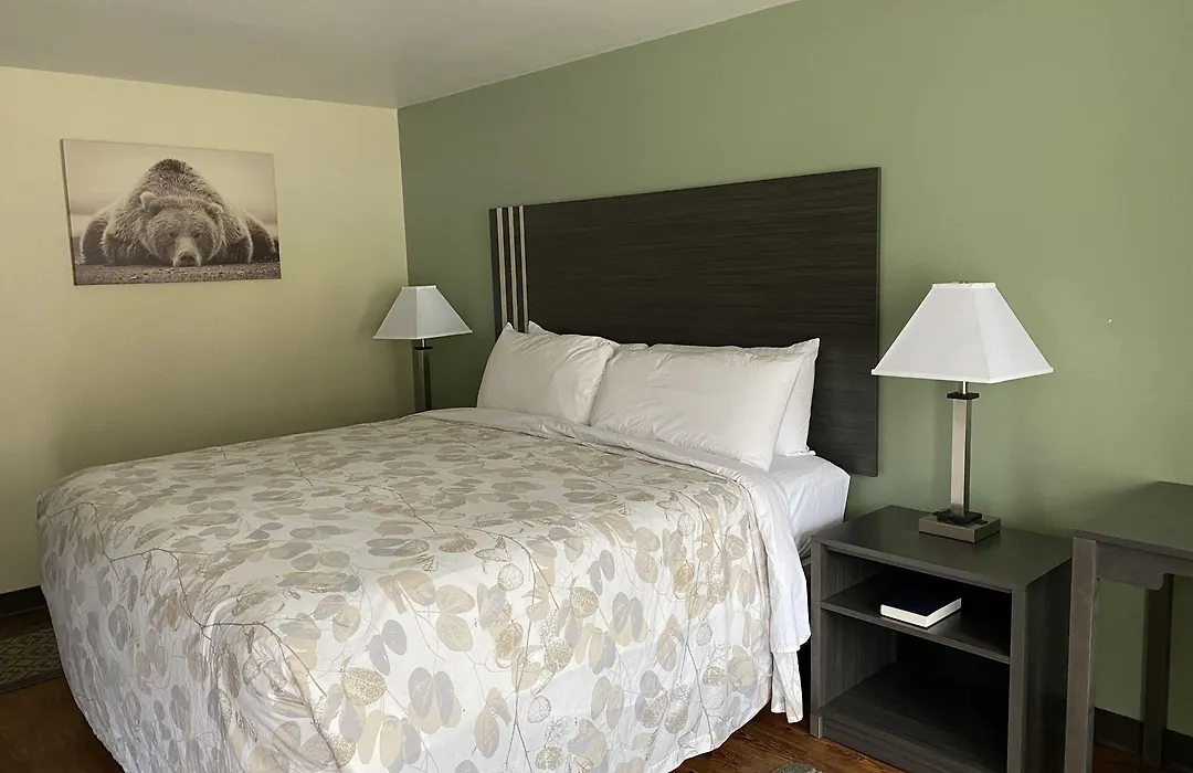 Big Sky Motel-1