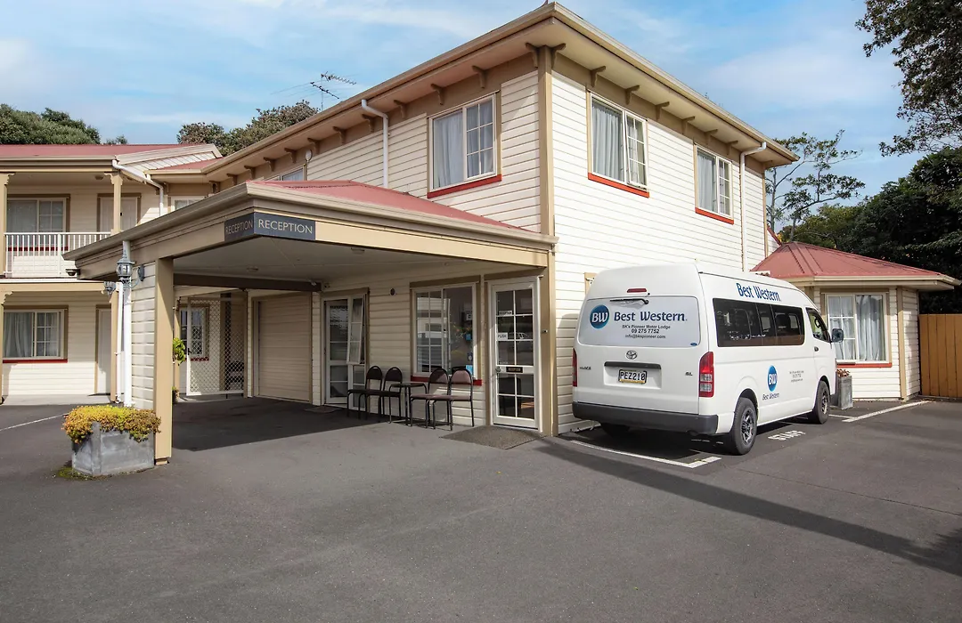 Bks Pioneer Motel-1