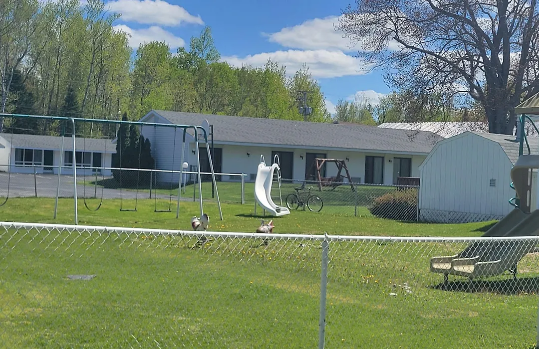Mackinaw Budget Inn-1