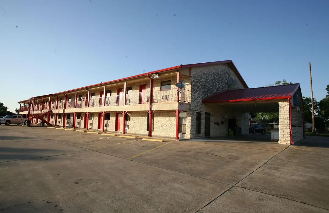 Americas Best Value Inn - Edna-1