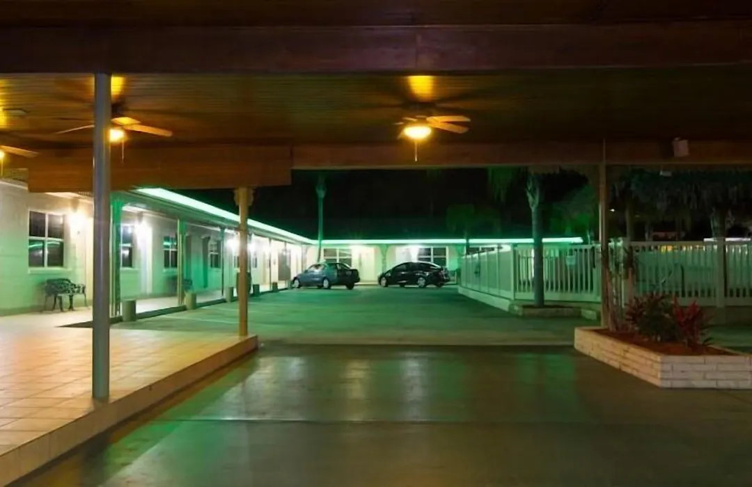 Budget Inn Of Avon Park-1