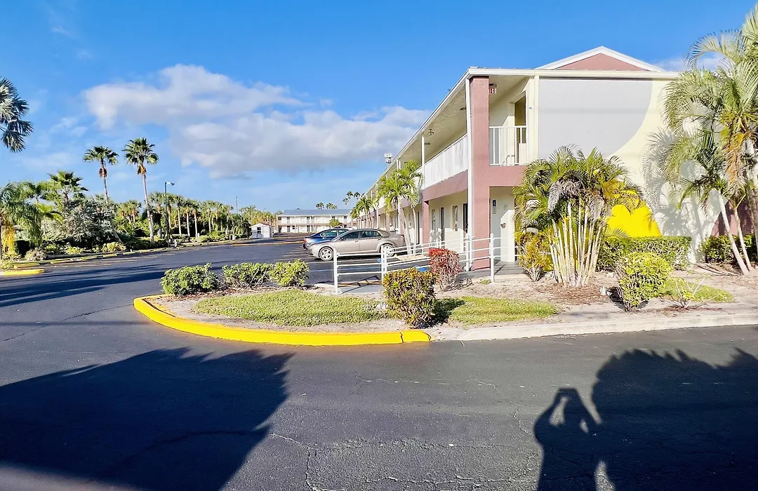 Flamingo Motel-1