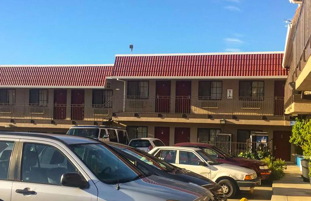 Crown Lodge Motel-1