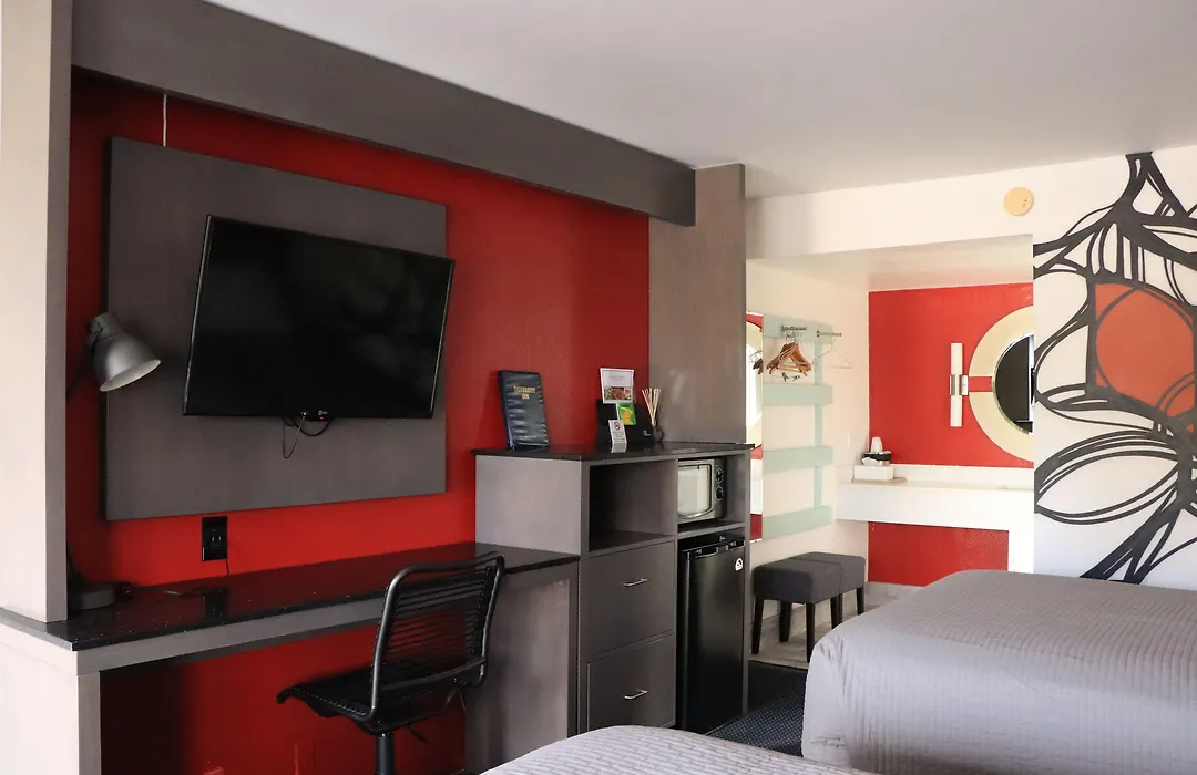 University Inn-1
