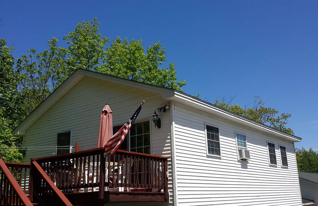 Weirs Beach Motel & Cottages-1