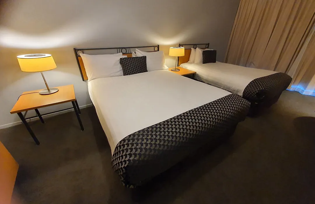 Off Broadway Motel-1