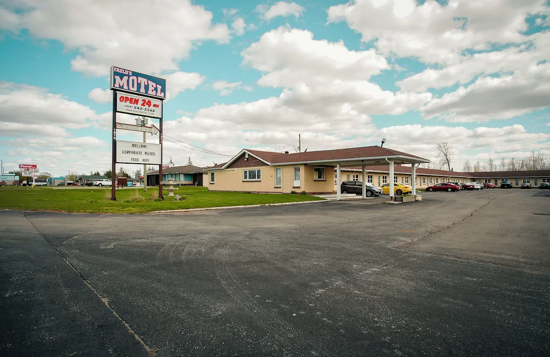 Faulds Motel-1