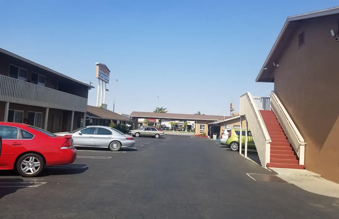 Buckboard Motel-1