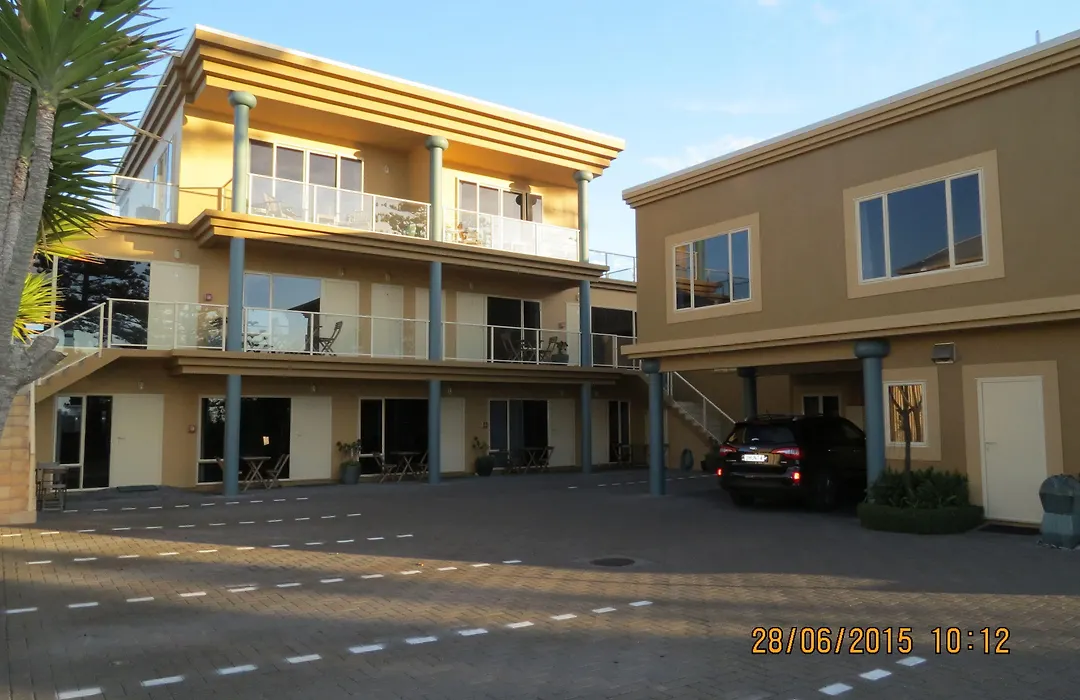 Motel De La Mer-1