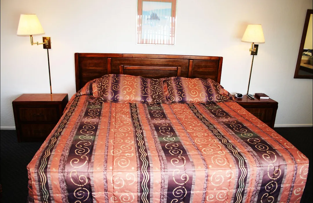 Antelope Hills Inn-1