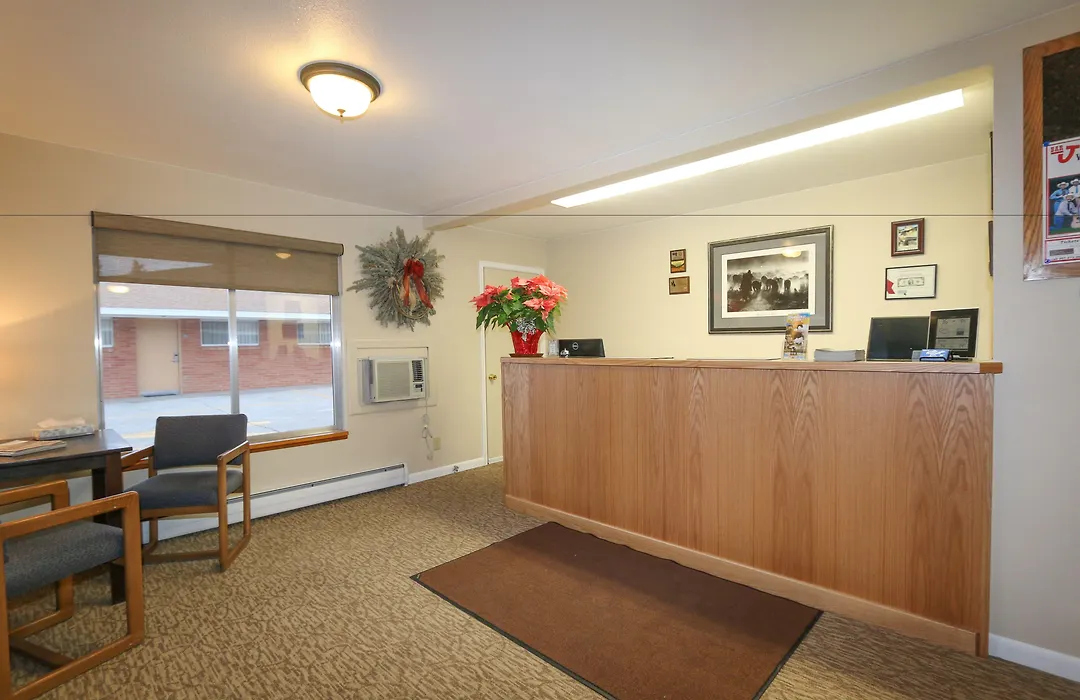 Skyline Motor Inn-1