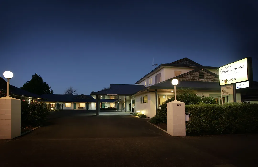 Harringtons Motor Lodge-1