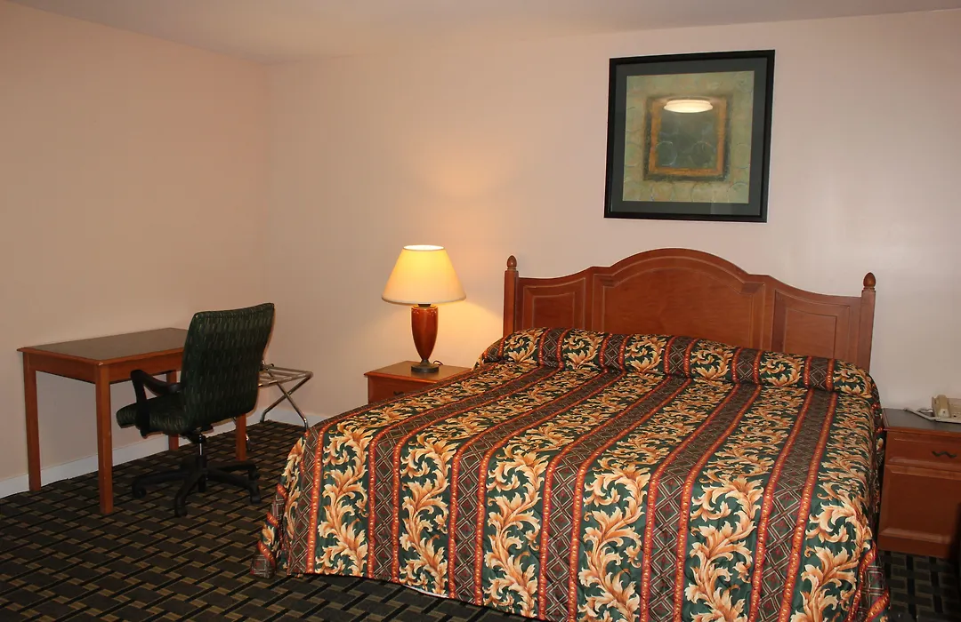 Driftwood Inn-1