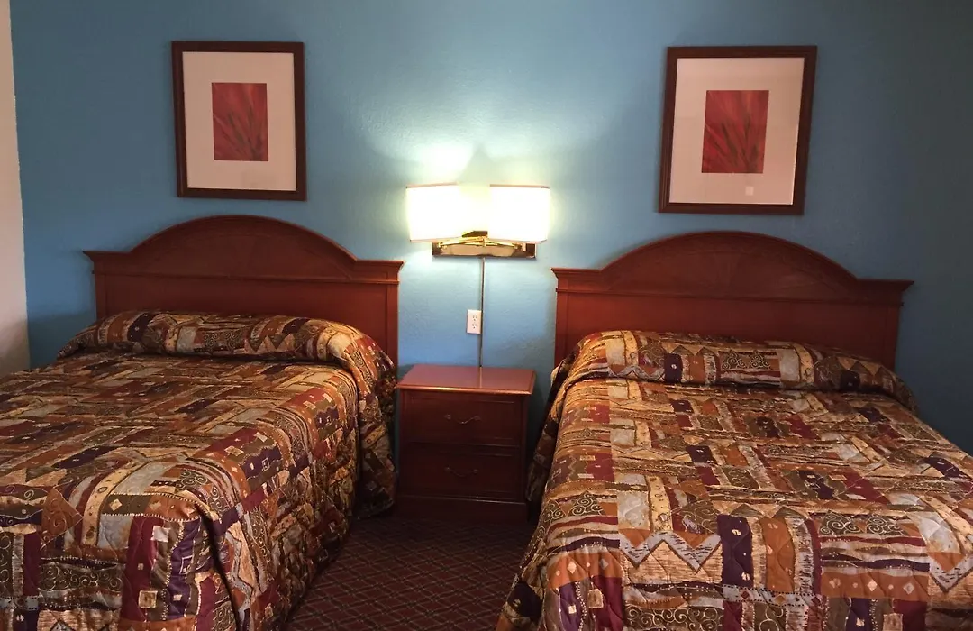 Hacienda Motel-1