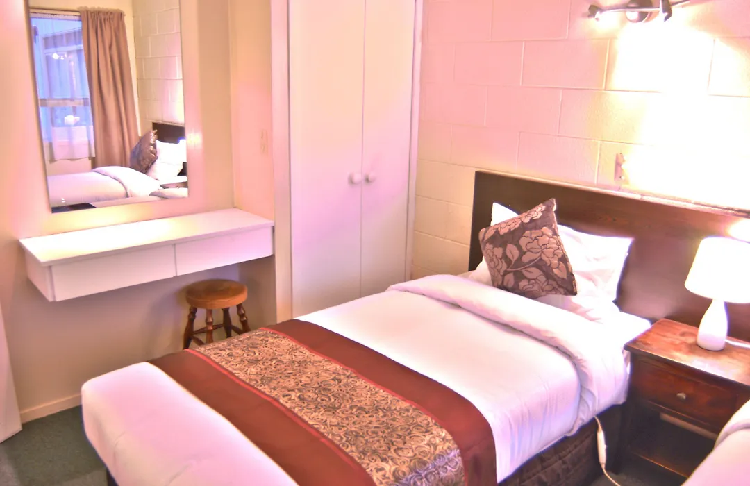 Barcelona Motel-1