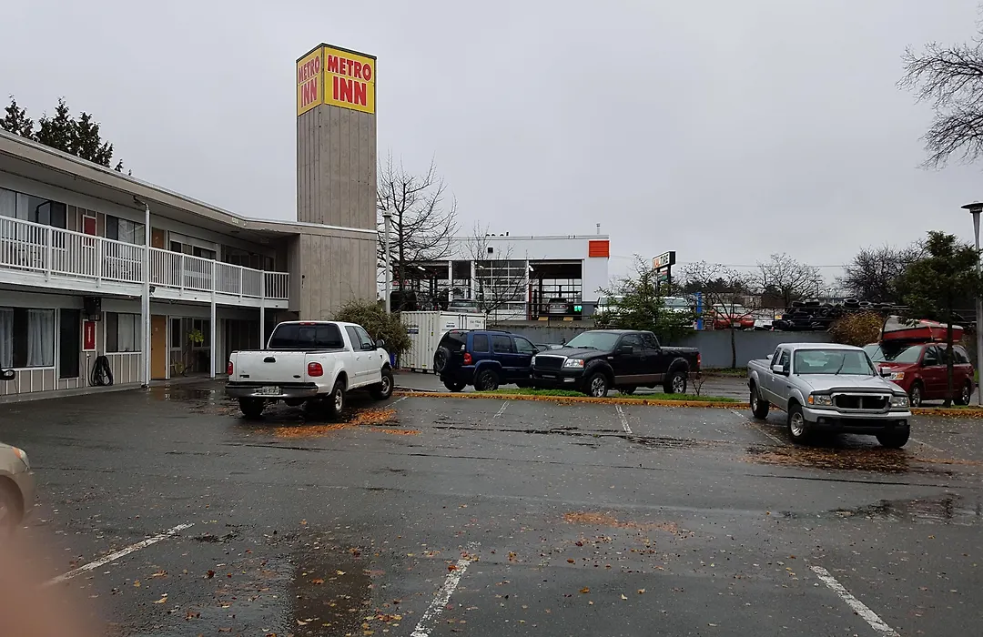 Metro Inn-1