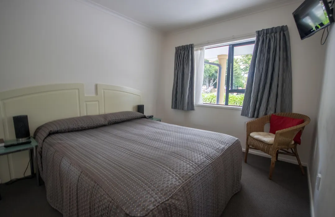 Antonio Mews Motel-1