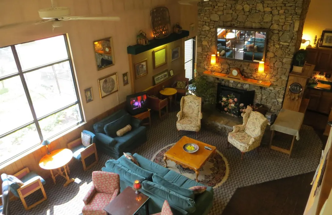 Americourt Hotel - Mountain City-1