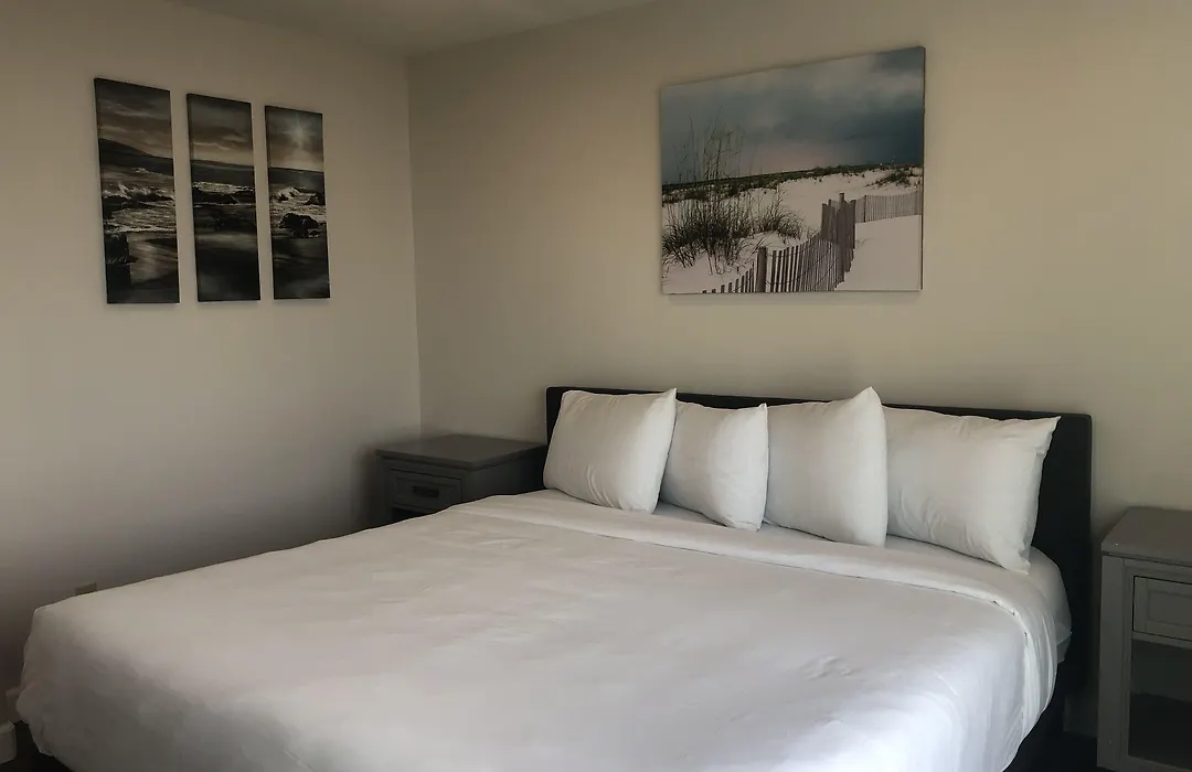 Sailor Jack Oceanfront Motel-1