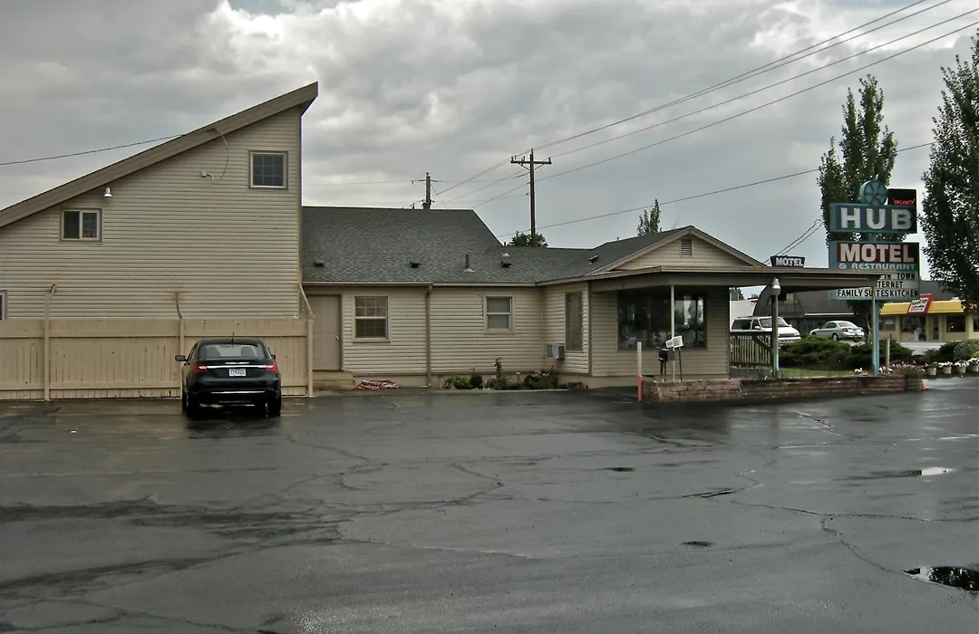 Hub Motel-1