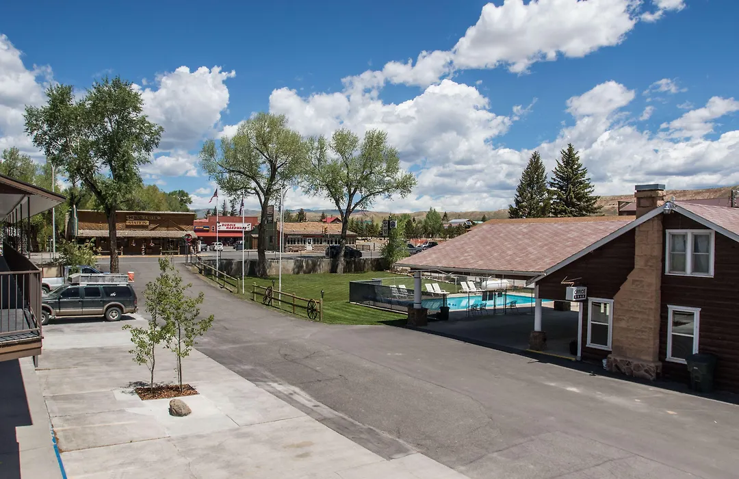 Stagecoach Inn & Suites-1