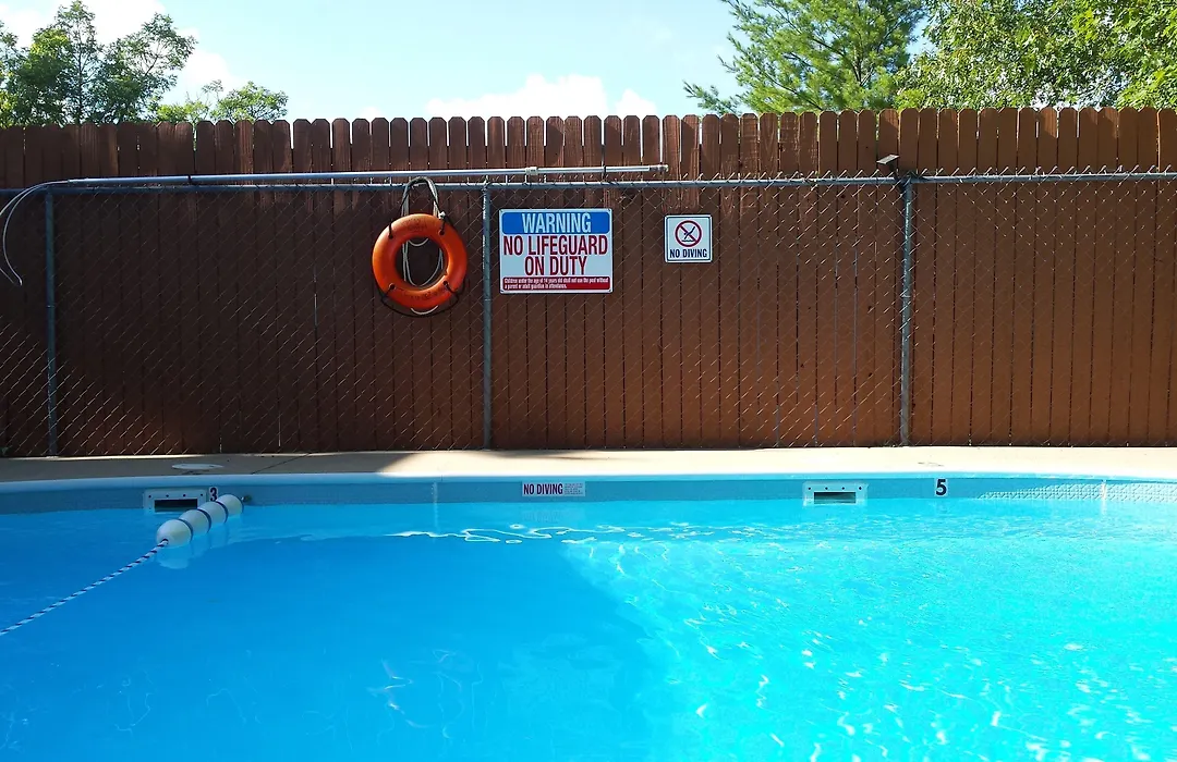 Shady Acre Inn And Suites-1