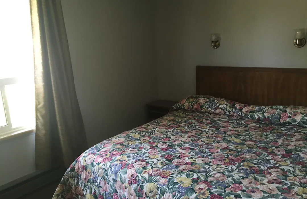 Pleasant Manor Motel-1
