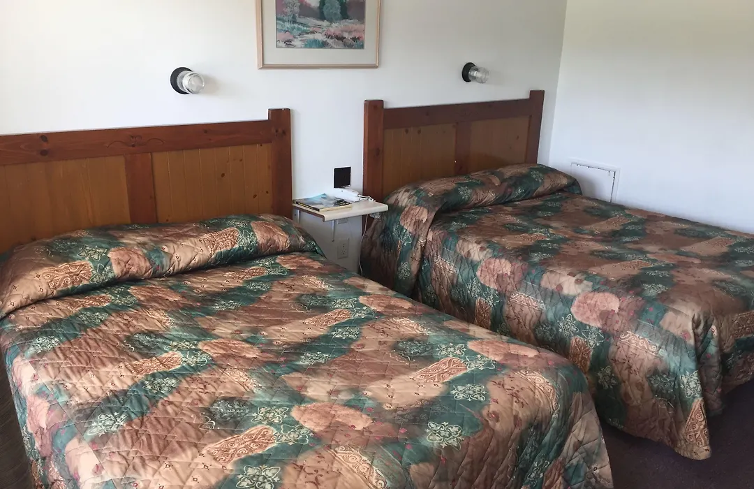 Pleasant Manor Motel-1