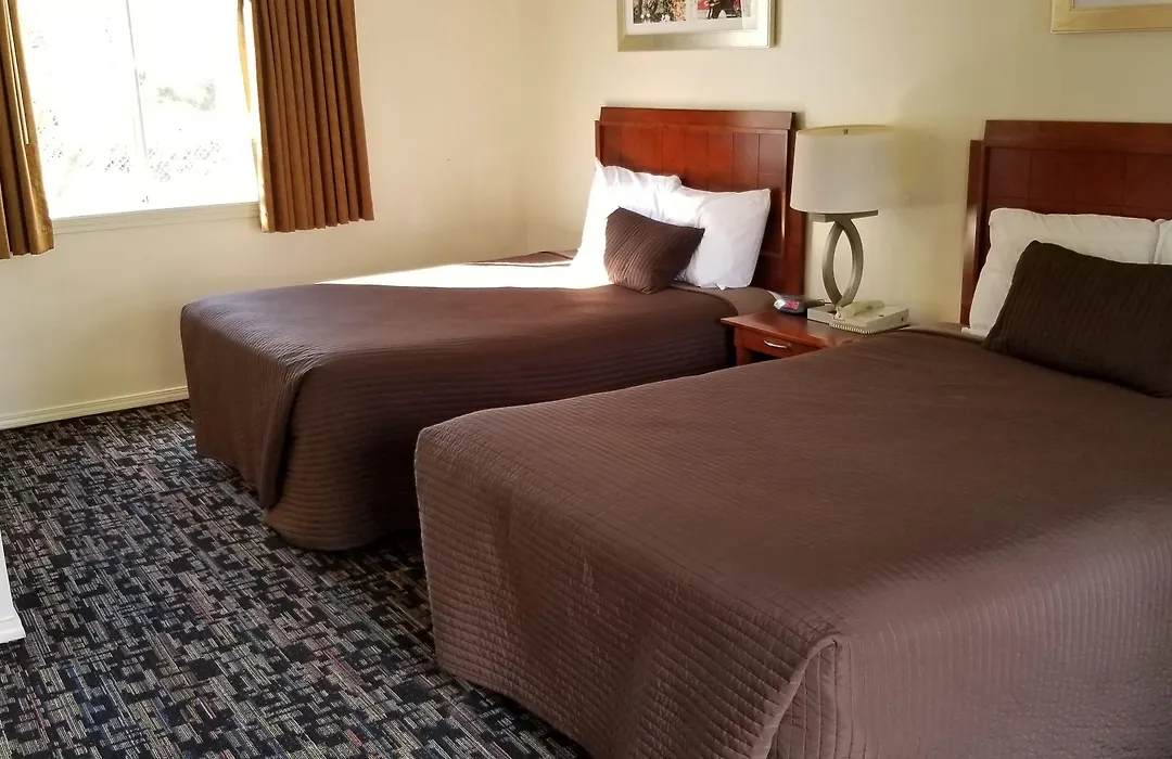 Riverview Lodge-1