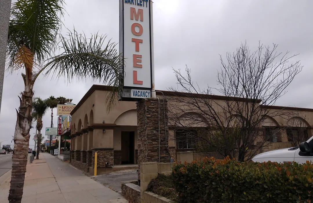 Bartlett Motel-1