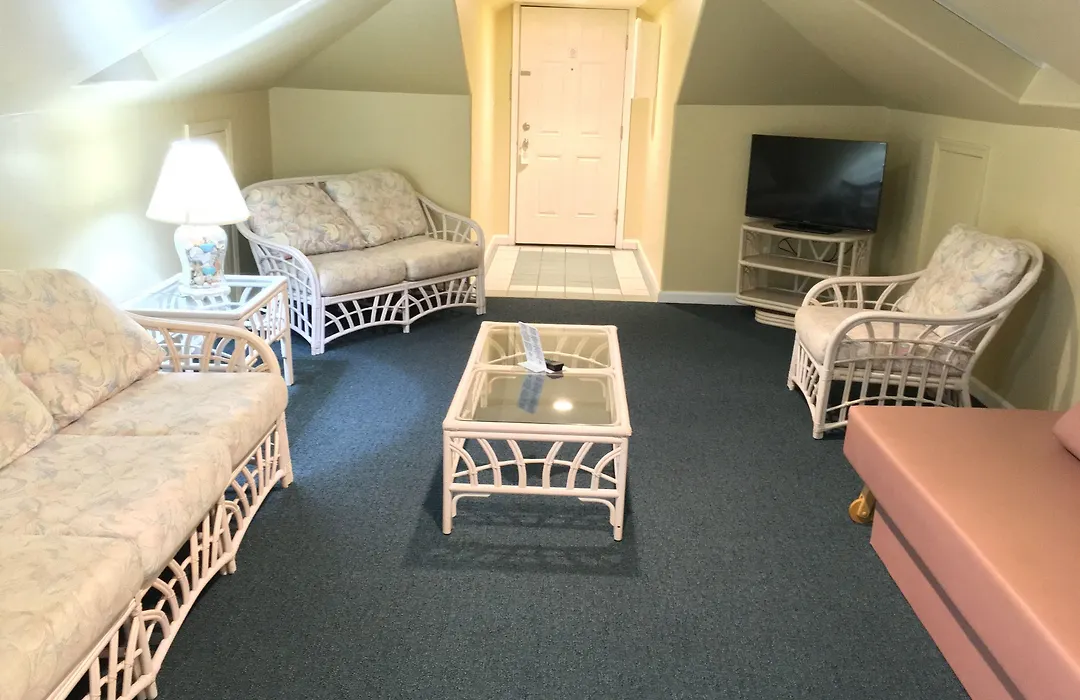 Riviera Resort & Suites-1