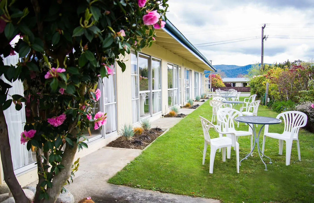 Alpenhorn Motel-1