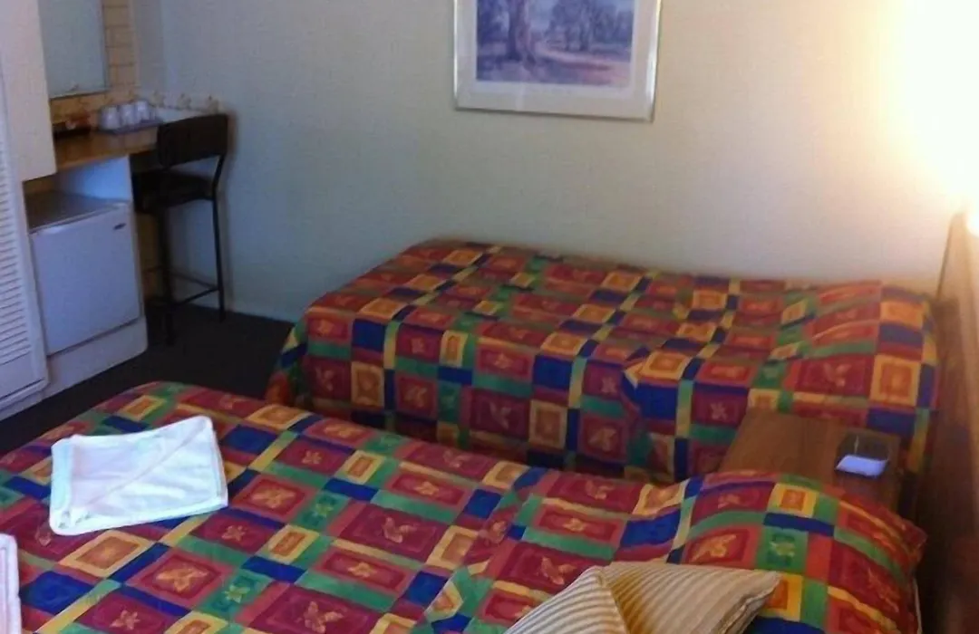 Mayfield Motel-1