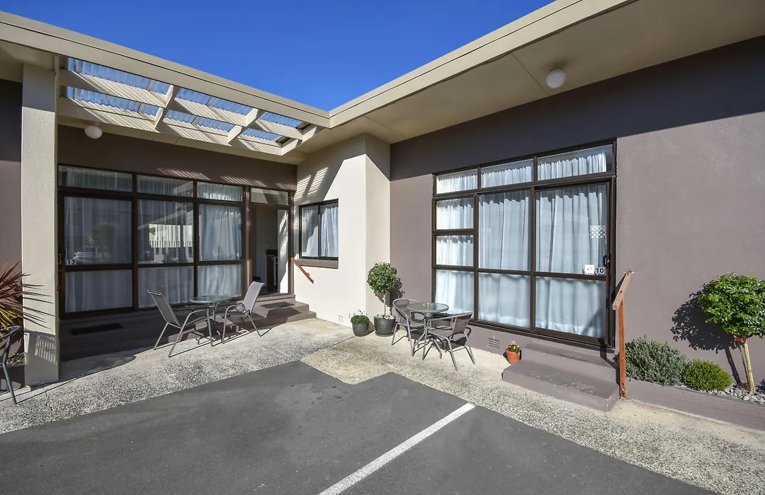 Garden Motel-1