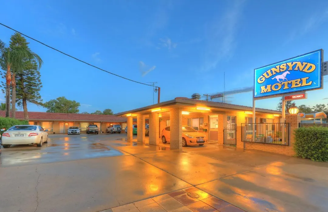 Gunsynd Motor Inn-1
