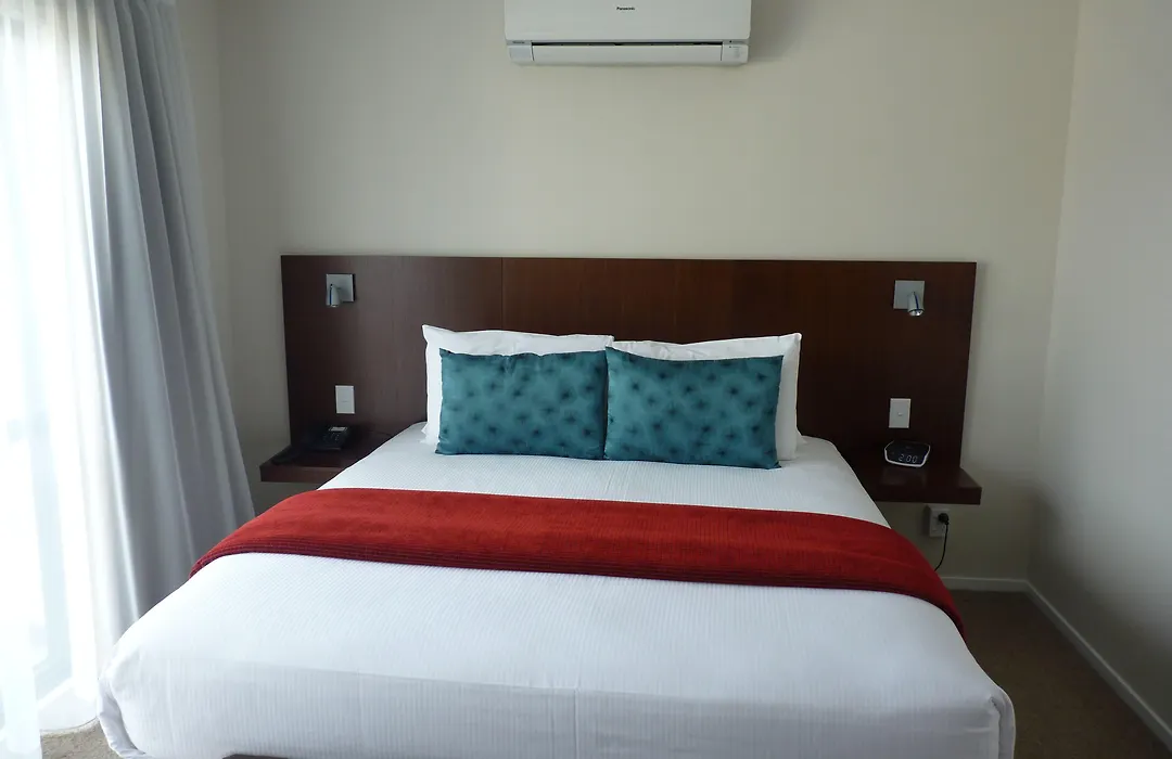 Astra Motor Lodge-1