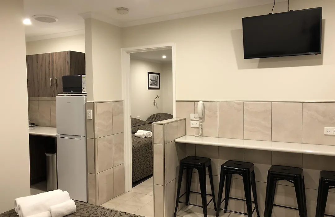 Ryley Motor Inn-1
