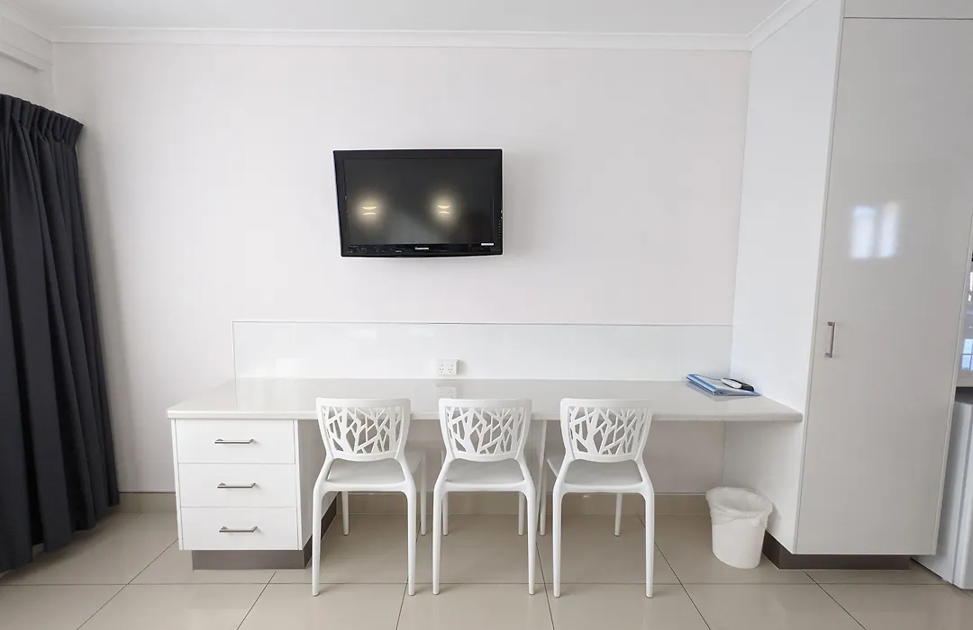 Casa Nostra Motel Mackay-1
