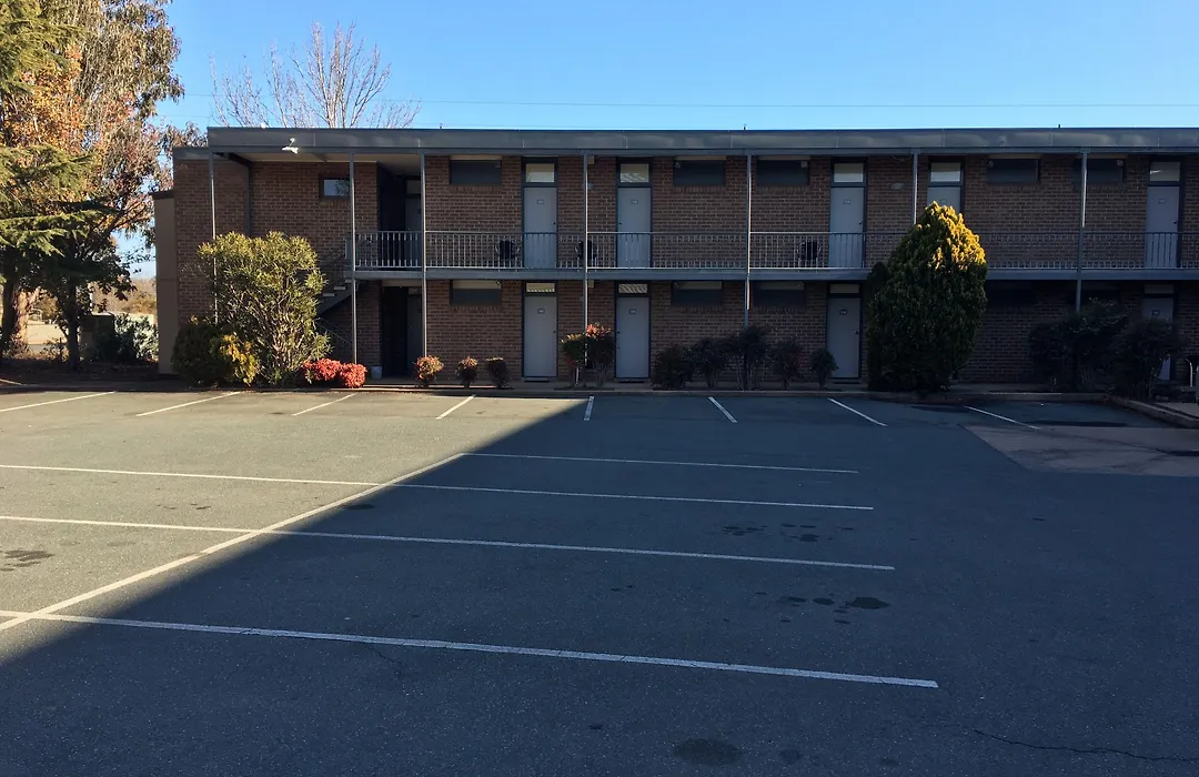 Red Cedars Motel-1
