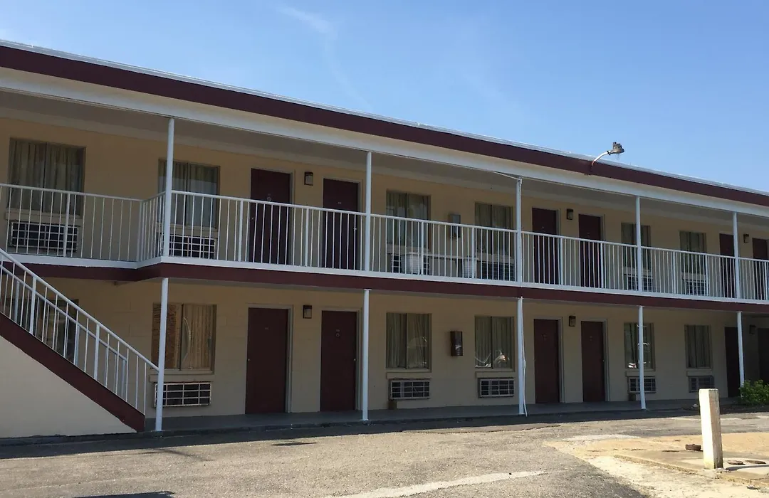 Fort Eustis Inn-1