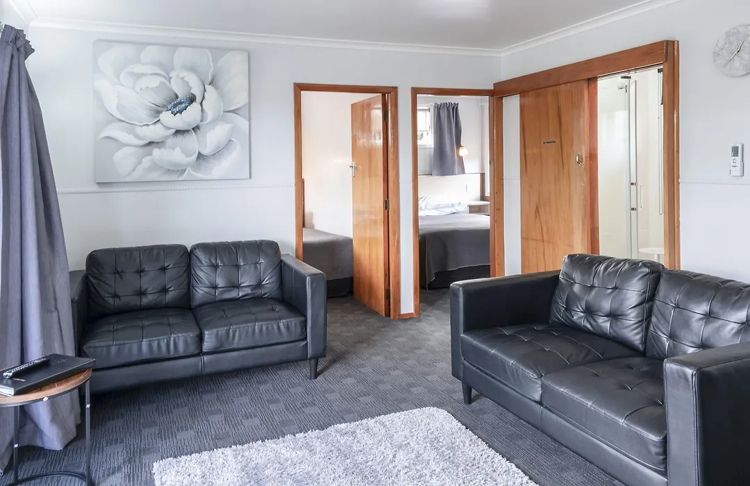 Dunrovin Motel-1