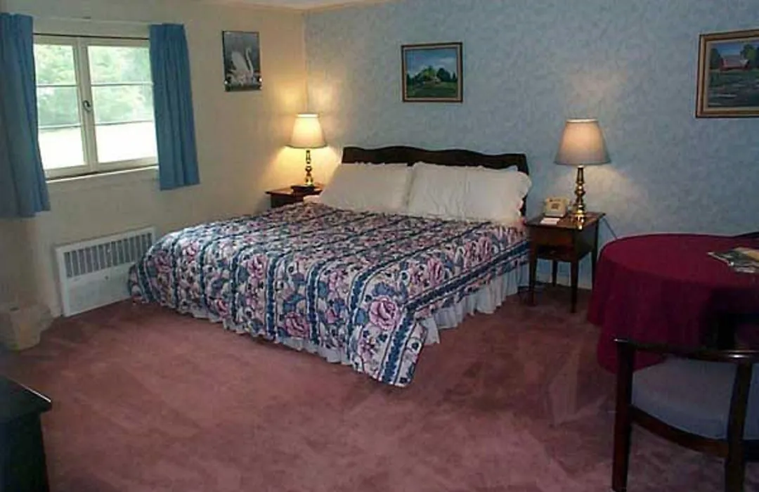 The Chalet Motel-1