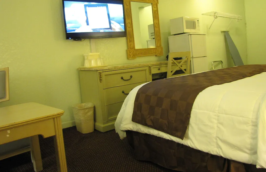 A-1 Budget Motel-1