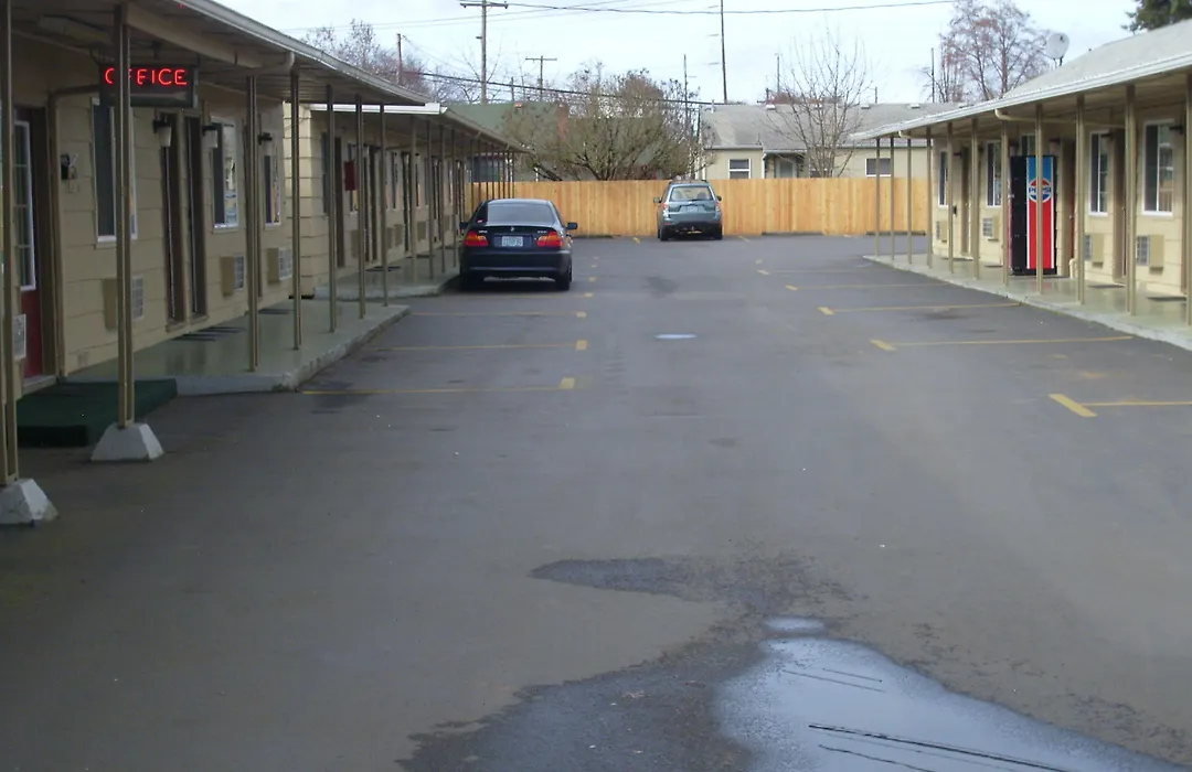 Cascade City Center Motel-1