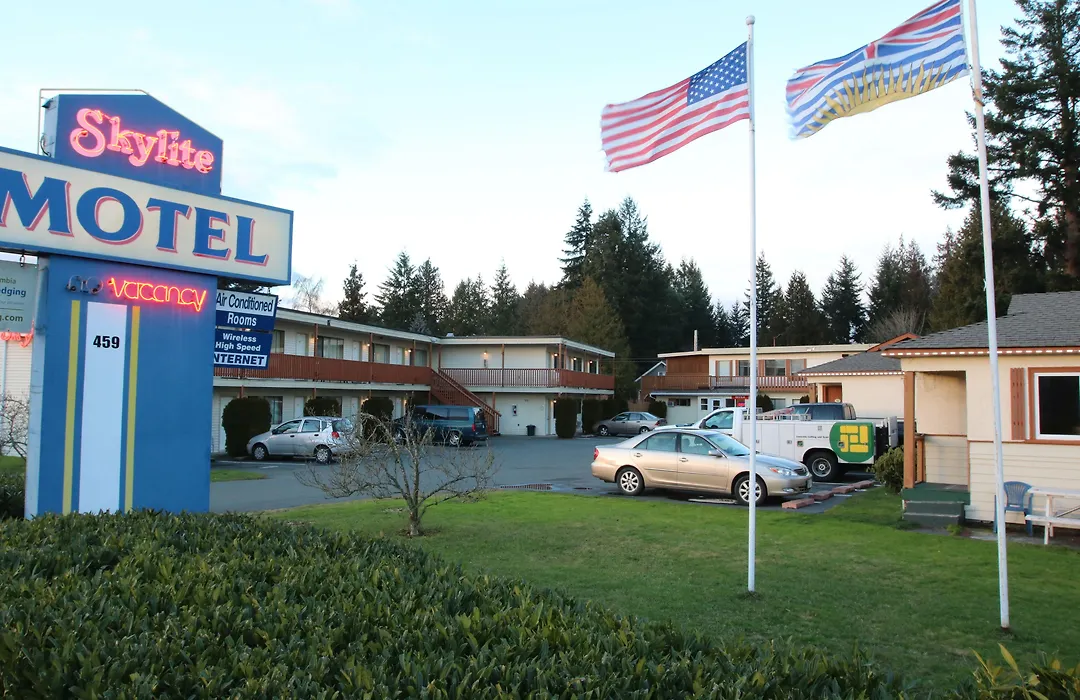 Skylite Motel-1