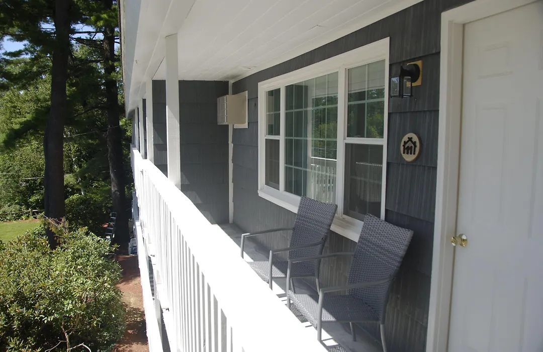 Kittery Inn & Suites-1
